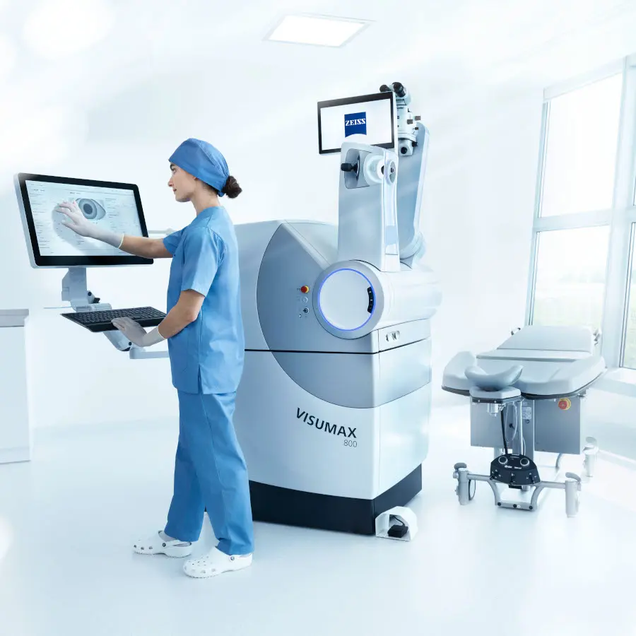 ZEISS VISUMAX 800 femtosecond laser system used for SMILE Pro and advanced laser vision correction surgery